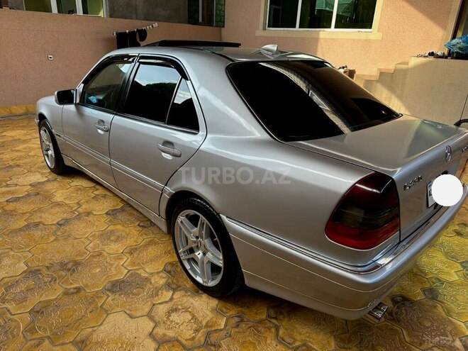 Mercedes C 230-6