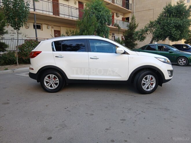 Kia Sportage 2011, 179,000 km - 2.0 l - Bakı