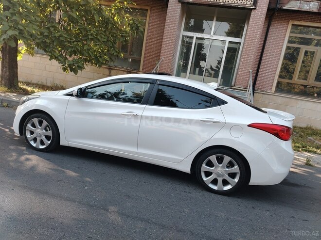 Hyundai Elantra 2012, 201,000 km - 1.8 л - Zaqatala