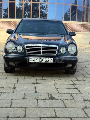 Mercedes E 240 1998, 335,901 km - 2.4 l - Masallı