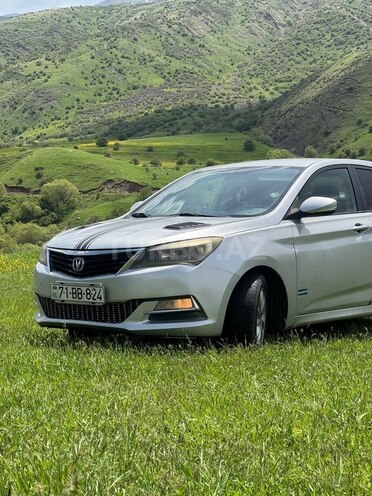 Changan Alsvin V7 2018, 200,000 km - 1.6 л - Naxçıvan
