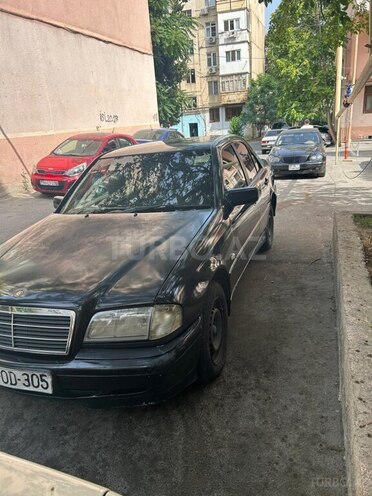 Mercedes C 220 d 1999, 235,856 km - 2.2 l - Bakı