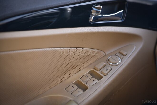 Hyundai Sonata 2010, 315,000 km - 2.4 l - Sumqayıt