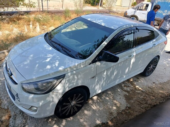 Hyundai Accent 2013, 105,000 km - 1.4 l - Bakı