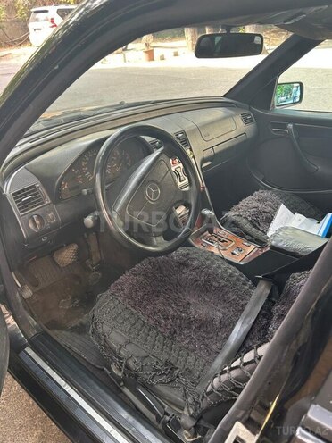 Mercedes C 220 d 1999, 235,856 km - 2.2 l - Bakı