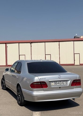 Mercedes E 240 2000, 358,000 km - 2.6 l - Gəncə