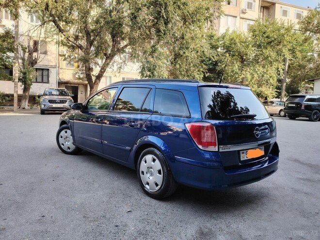 Opel Astra 2006, 200,000 km - 1.4 l - Astara