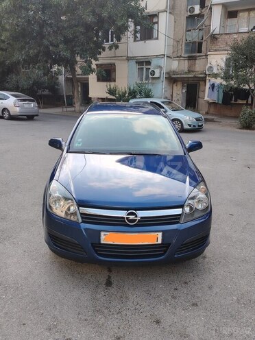 Opel Astra 2006, 200,000 km - 1.4 l - Astara