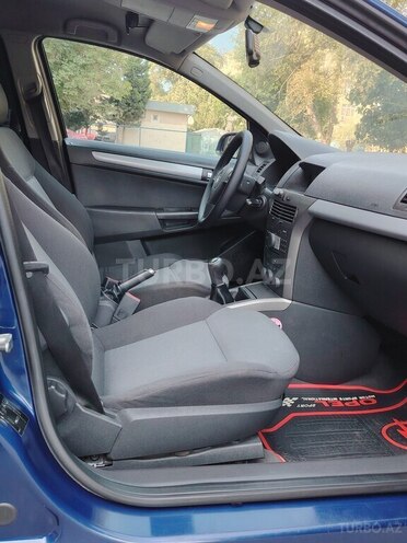 Opel Astra 2006, 200,000 km - 1.4 l - Astara