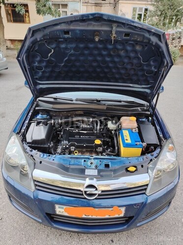 Opel Astra 2006, 200,000 km - 1.4 l - Astara