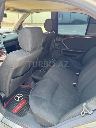 Mercedes E 240 2000, 358,000 km - 2.6 l - Gəncə