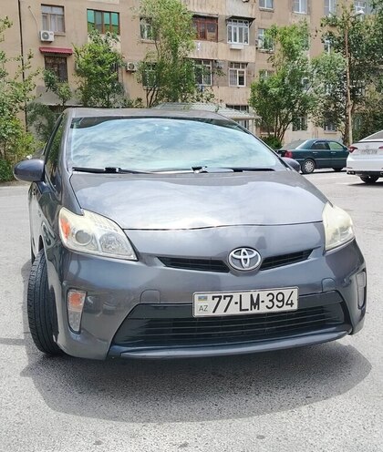 Toyota Prius 2015, 334,744 km - 1.8 л - Bakı