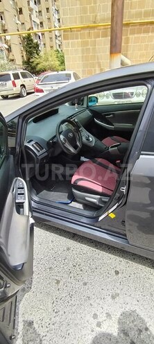 Toyota Prius 2015, 334,744 km - 1.8 л - Bakı