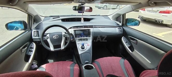 Toyota Prius 2015, 334,744 km - 1.8 л - Bakı