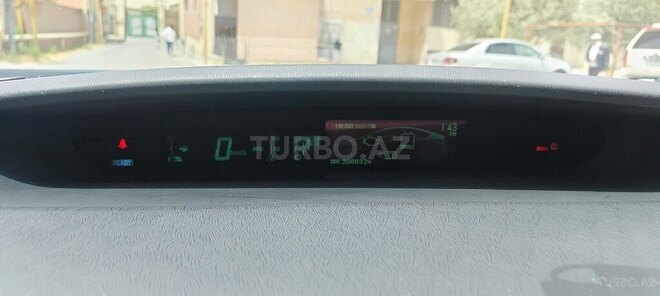 Toyota Prius 2015, 334,744 km - 1.8 л - Bakı