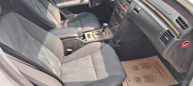 Mercedes E 220 d 1999, 400,000 km - 2.2 l - Bakı