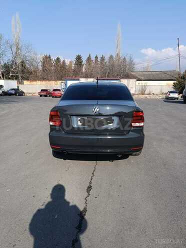 Volkswagen Polo 2016, 186,000 km - 1.6 l - Şəki