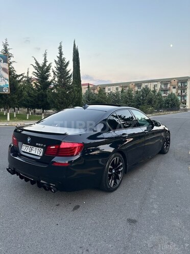 BMW 520 2015, 184,000 km - 2.0 l - Zaqatala