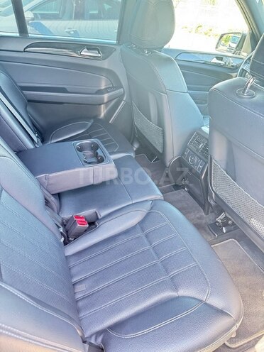 Mercedes GLS 400 4MATIC 2018, 71,000 km - 3.0 л - Bakı