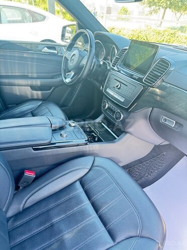 Mercedes GLS 400 4MATIC 2018, 71,000 km - 3.0 л - Bakı