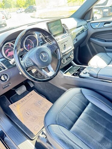Mercedes GLS 400 4MATIC 2018, 71,000 km - 3.0 л - Bakı