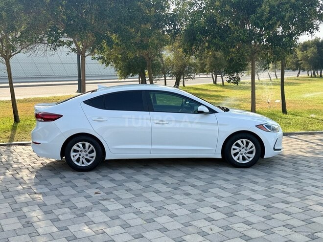 Hyundai Elantra 2018, 96,000 km - 2.0 l - Bakı