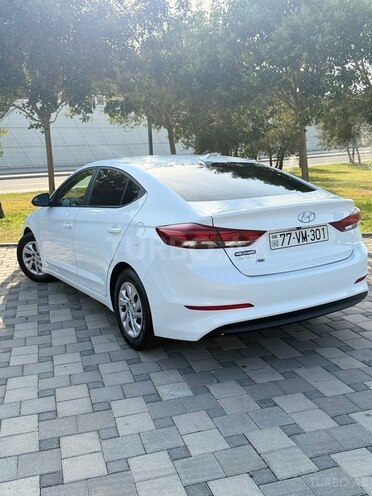 Hyundai Elantra 2018, 96,000 km - 2.0 l - Bakı
