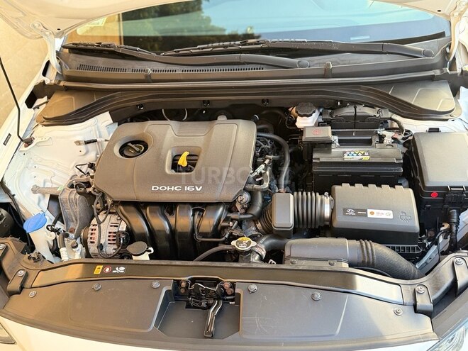 Hyundai Elantra 2018, 96,000 km - 2.0 l - Bakı