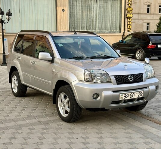 Nissan X-Trail 2004, 206,000 km - 2.0 l - Bakı