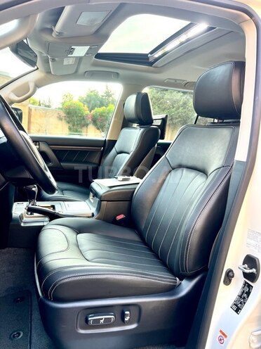 Toyota Land Cruiser 2018, 57,000 km - 4.0 l - Bakı
