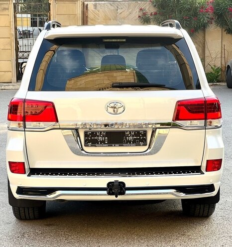 Toyota Land Cruiser 2018, 57,000 km - 4.0 l - Bakı