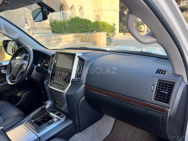 Toyota Land Cruiser 2018, 57,000 km - 4.0 l - Bakı