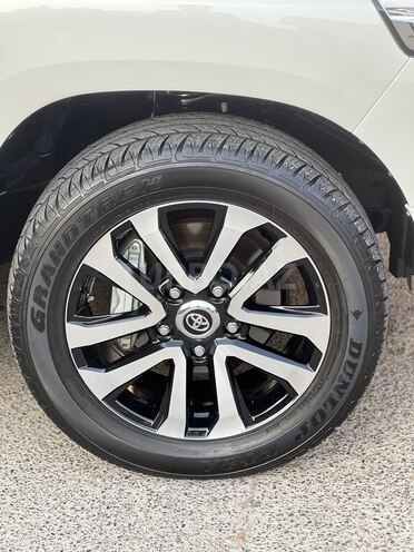 Toyota Land Cruiser 2018, 57,000 km - 4.0 l - Bakı