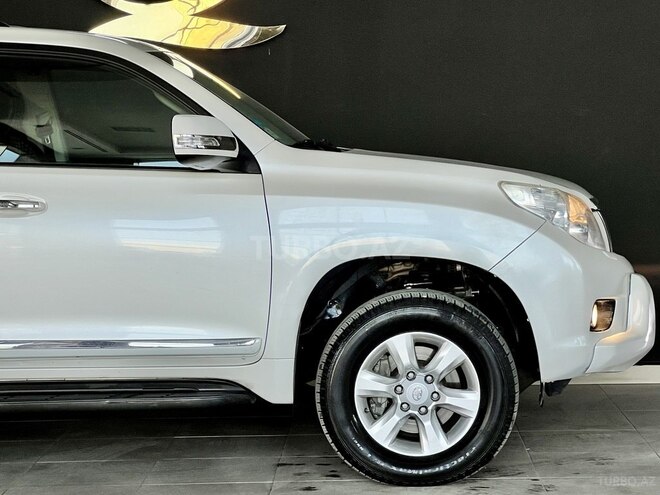 Toyota Land Cruiser Prado 2010, 246,000 km - 2.7 л - Bakı