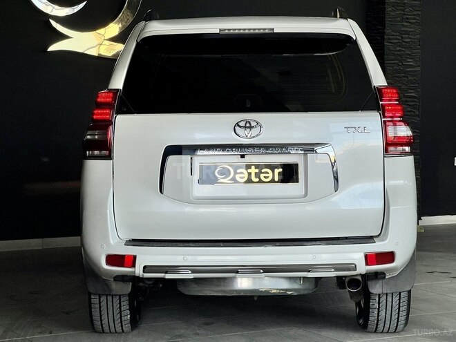 Toyota Land Cruiser Prado 2010, 246,000 km - 2.7 л - Bakı