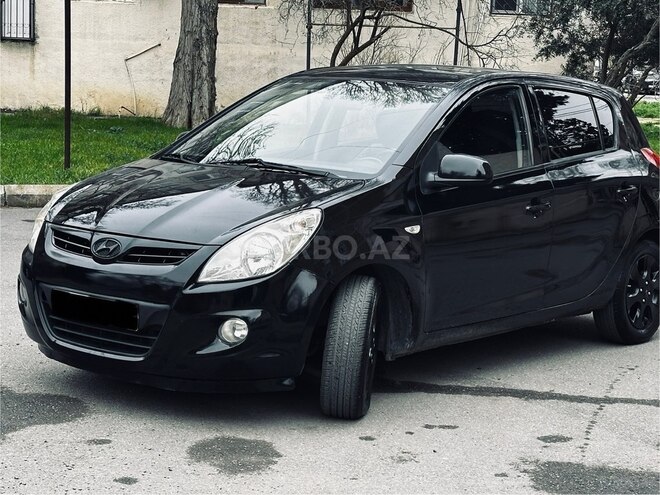 Hyundai i20 2009, 300,000 km - 1.6 l - Bakı