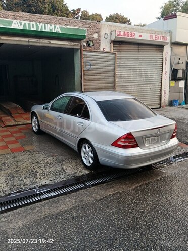 Mercedes C 240 2001, 289,640 km - 2.6 l - Bakı
