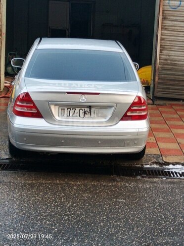 Mercedes C 240 2001, 289,640 km - 2.6 l - Bakı