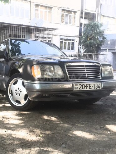 Mercedes E 220 1994, 400,000 km - 2.2 l - Gəncə