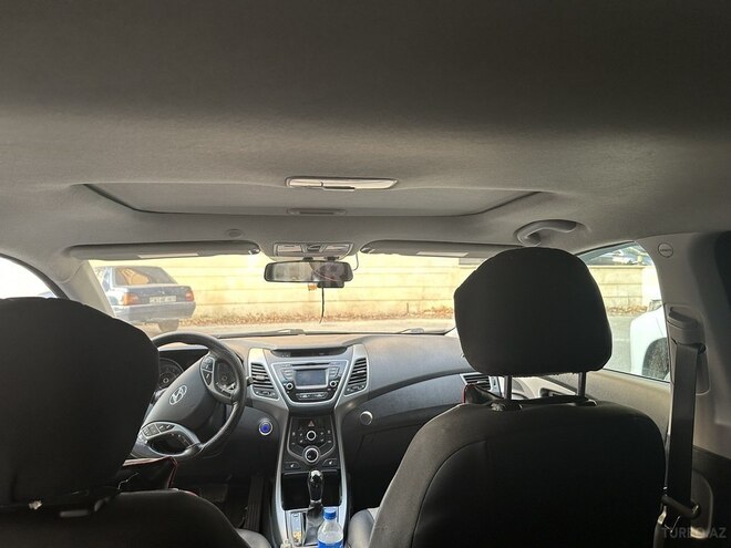 Hyundai Elantra 2015, 216,000 km - 1.8 l - Bakı