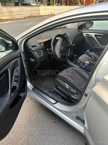 Hyundai Elantra 2015, 216,000 km - 1.8 l - Bakı