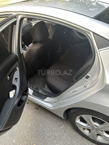 Hyundai Elantra 2015, 216,000 km - 1.8 l - Bakı