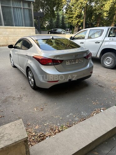 Hyundai Elantra 2015, 216,000 km - 1.8 l - Bakı