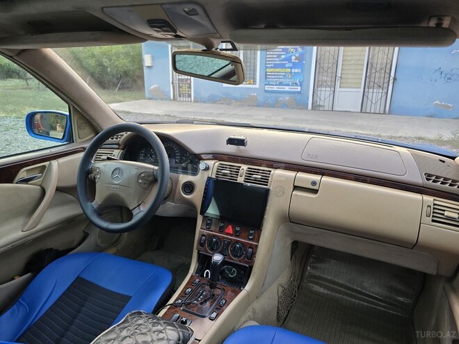 Mercedes E 270 1999, 407,260 km - 2.7 l - İmişli