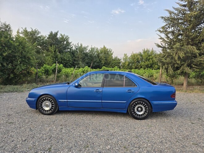 Mercedes E 270 1999, 407,260 km - 2.7 l - İmişli