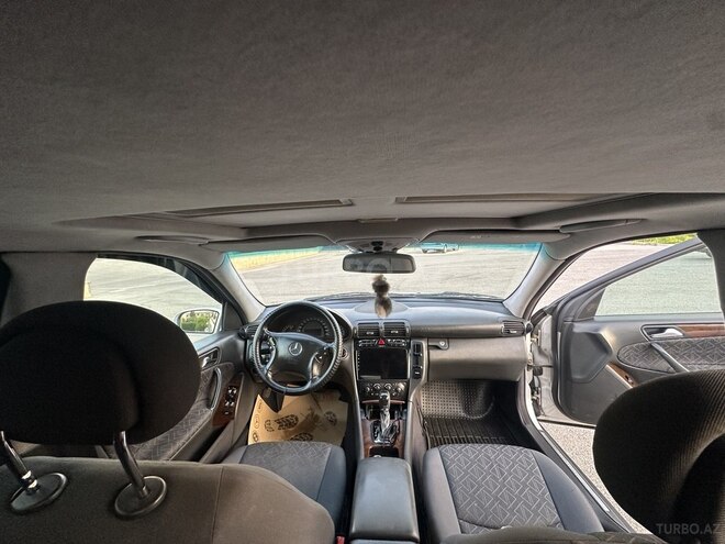 Mercedes C 200 2001, 330,000 km - 2.0 л - Bakı