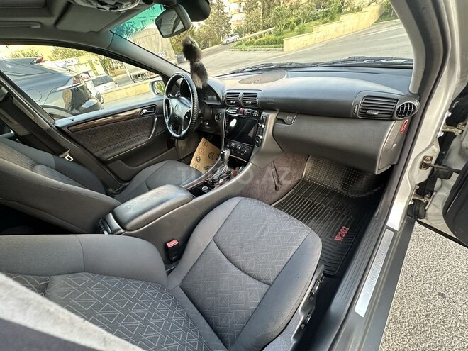 Mercedes C 200 2001, 330,000 km - 2.0 л - Bakı