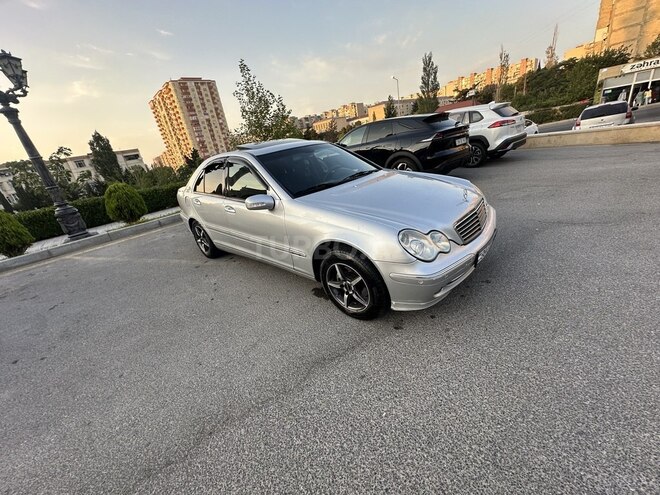 Mercedes C 200 2001, 330,000 km - 2.0 л - Bakı