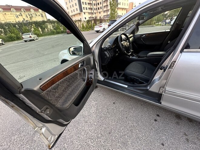 Mercedes C 200 2001, 330,000 km - 2.0 л - Bakı
