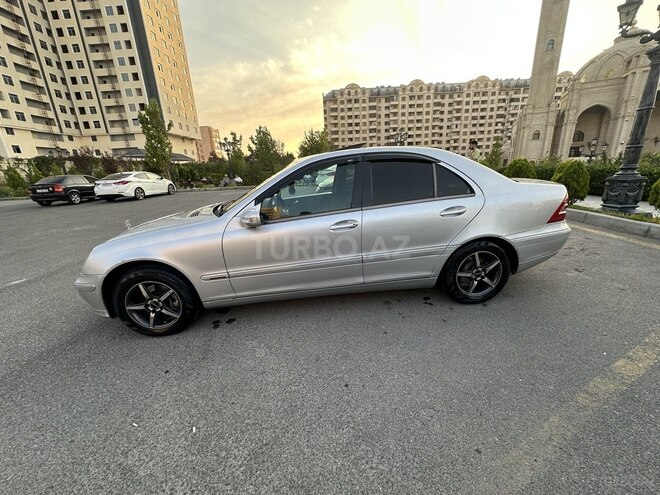 Mercedes C 200 2001, 330,000 km - 2.0 л - Bakı